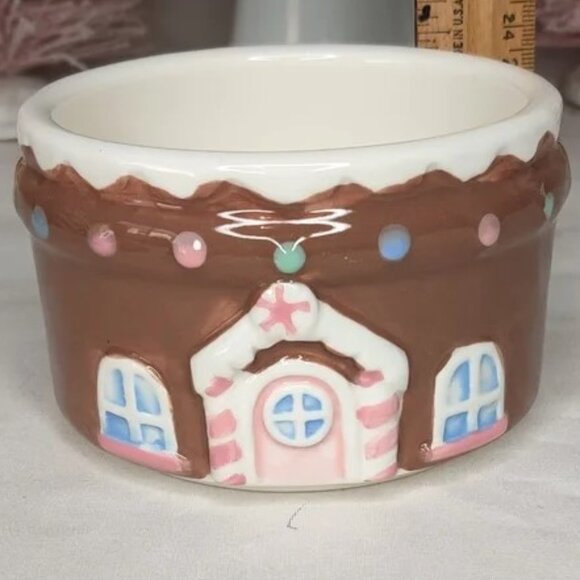 NWT Gingerbread Ramekins - Set of 2 - Picture 3 of 6